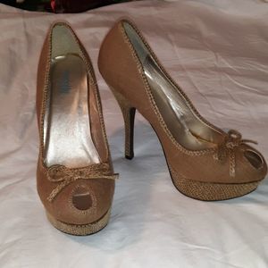 NEW Charlotte Russe‎ Platform Pumps Linen Reptile 9